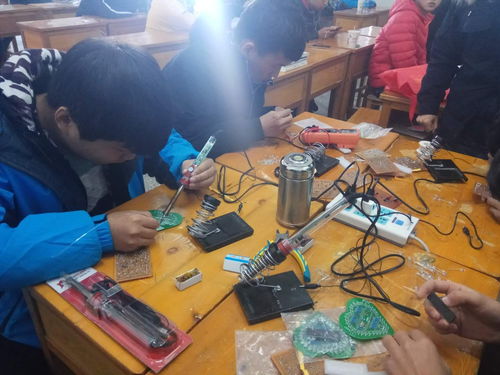 機械系化機專業課題實訓小成果展示 創新機電教學器材的實踐探索
